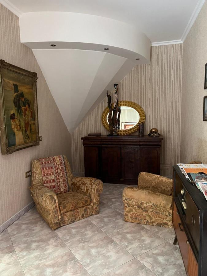 Casa Kamalei, Tra Plebiscito E Lungomare Διαμέρισμα Νάπολη Εξωτερικό φωτογραφία