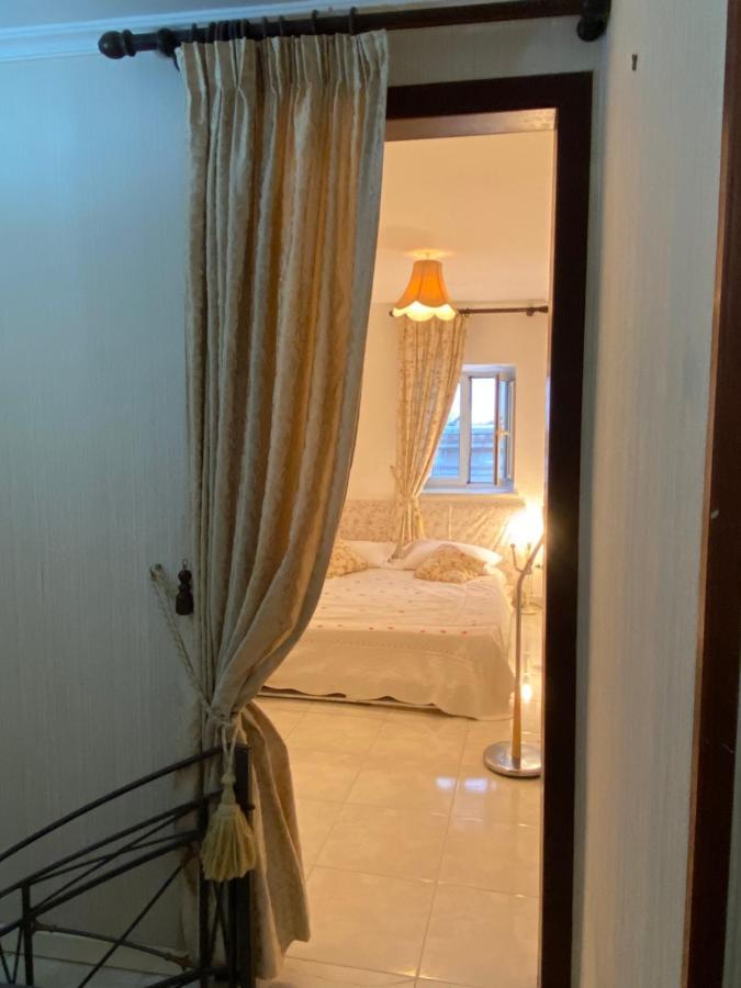 Casa Kamalei, Tra Plebiscito E Lungomare Διαμέρισμα Νάπολη Εξωτερικό φωτογραφία
