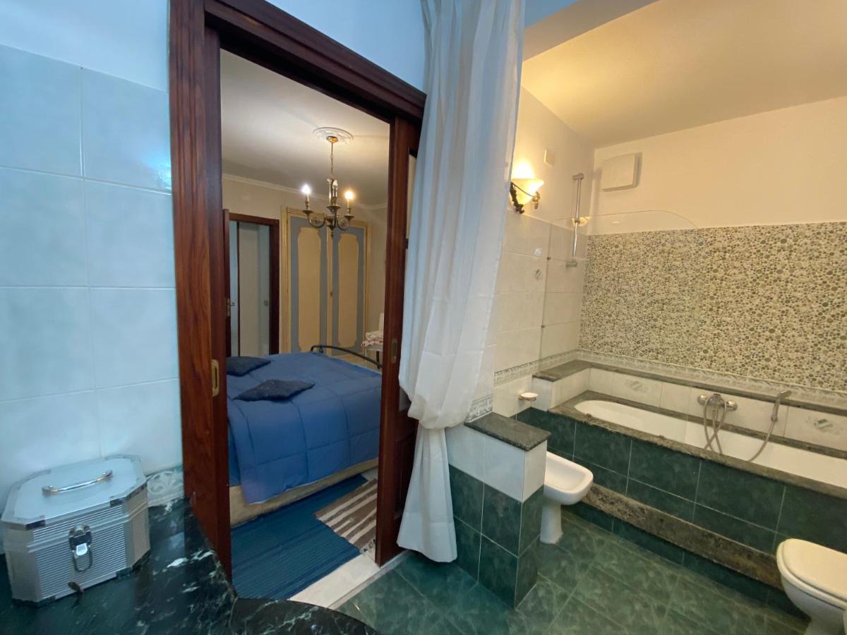 Casa Kamalei, Tra Plebiscito E Lungomare Διαμέρισμα Νάπολη Εξωτερικό φωτογραφία